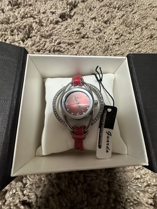 Наручний жіночий годинник Guardo
