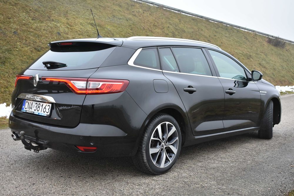 BEZWYPADKOWE Renault MEGANE 2017r BOSE Full LED Kamera Ambiente