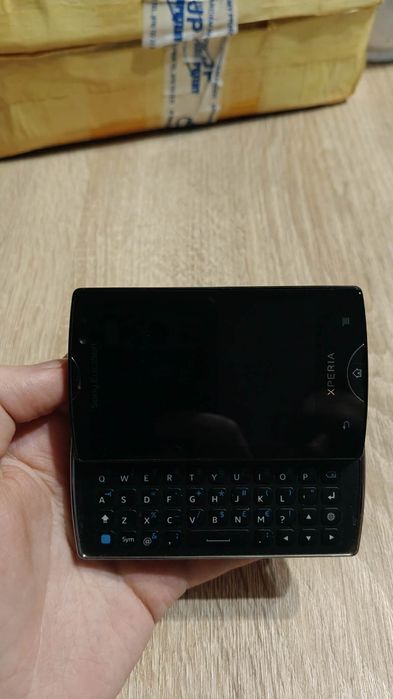 Sony Ericsson mini pro