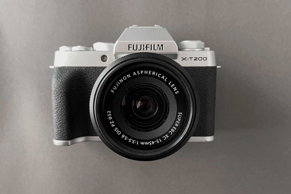 Máquina fotográfica Fujifilm X-T200
