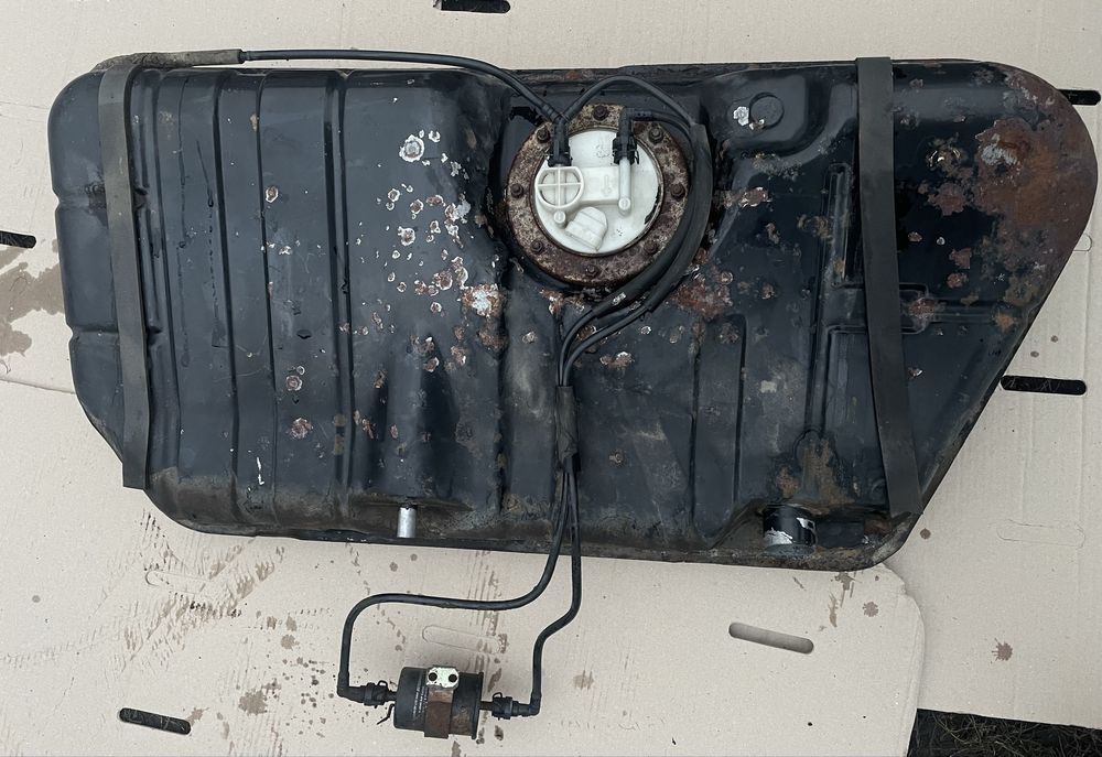 Бак ВАЗ інжекторний