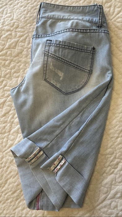 Krótkie spodenki przed kolano House rozmiar 36