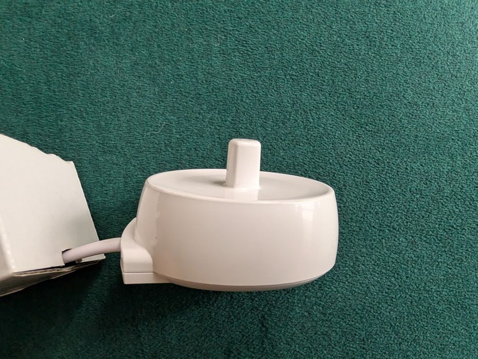 Ładowarka Braun typ 3757, ładowarka do szczoteczek braun