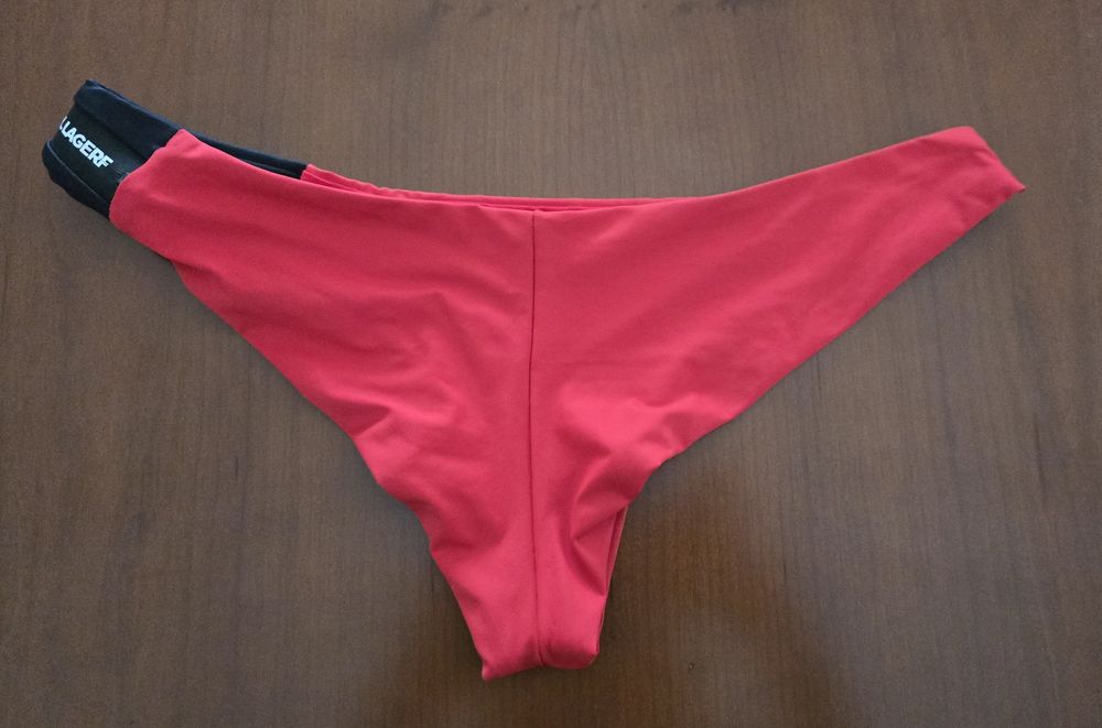 Cueca brasileira bikini Karl Lagerfeld
