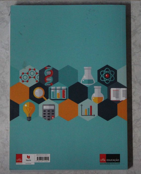 Livro de Preparação para o Exame de Física e Química A 11ºAno