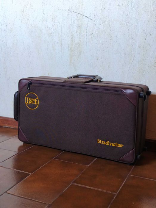 Mala/estojo Bach para trompete