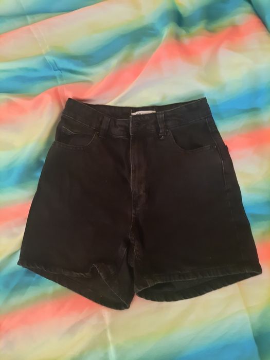 Krótkie jeansowe czarne spodenki cropp xs