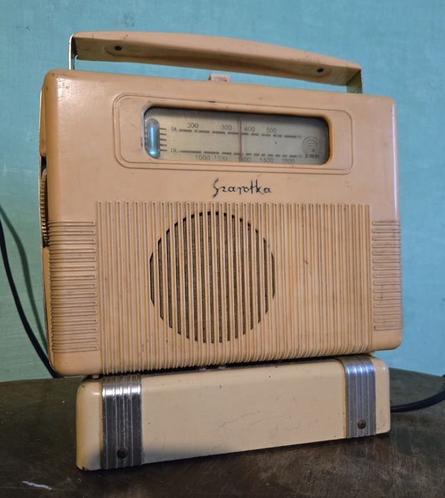 Radio lampowe Szarotka sprawne