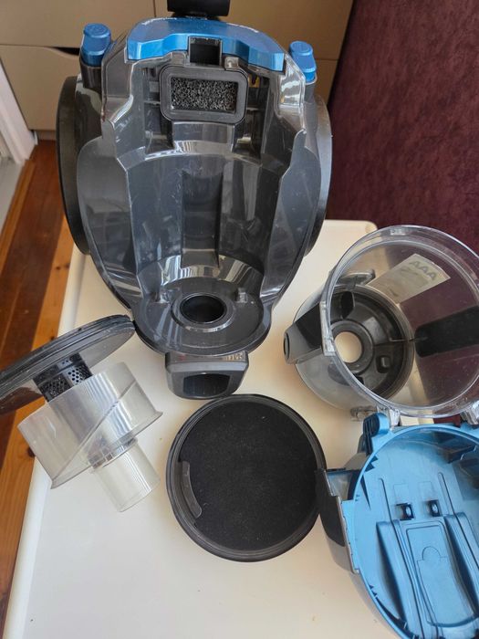 Пилосос Bosch BGS05A220 як новий
