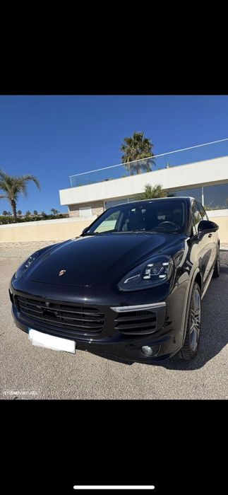 Porsche Cayenne Platinum Edition