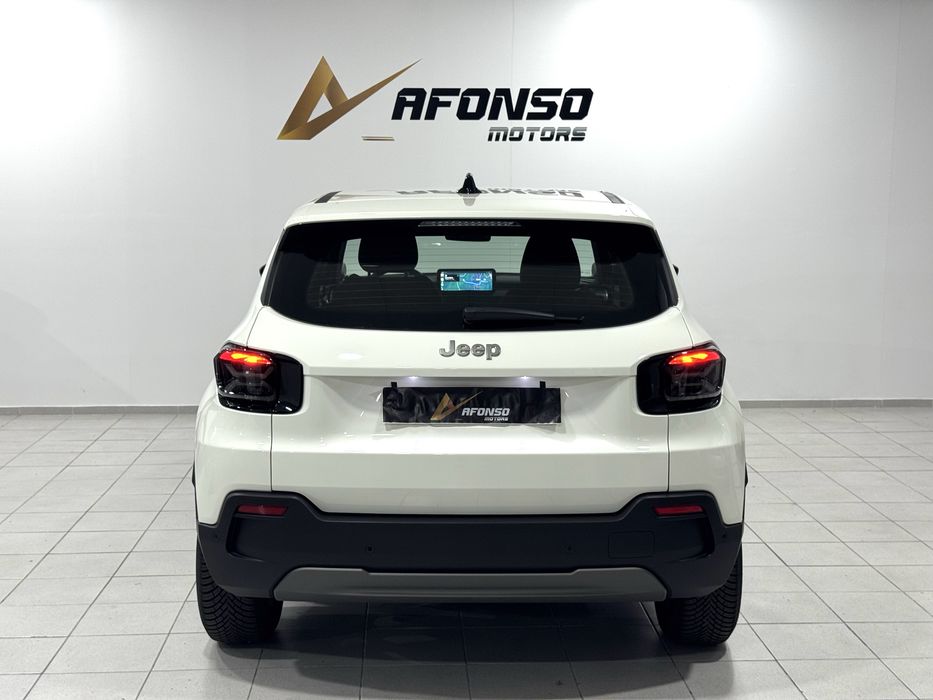 JEEP Avenger 54kWh 100% Elétrico Semi-Novo IVA Dedutivel