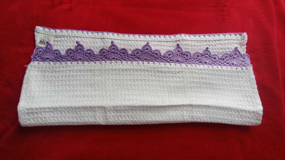 Pano de cozinha com barrado crochê