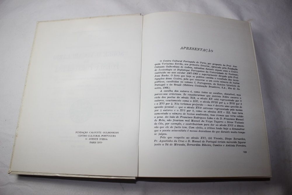 Livro-Sobre o Vocabulário Poesia Portuguesa-1975-Fundação C Gulbenkian
