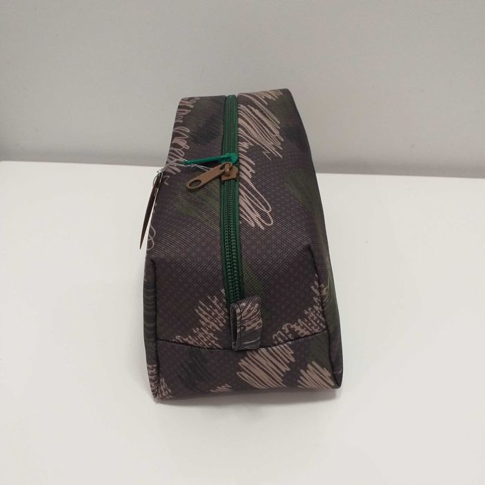 Kosmetyczka w mazgaje