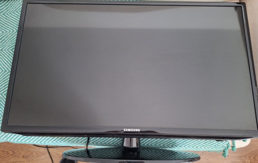 Telewizor Samsung 32'  UE32EH5000