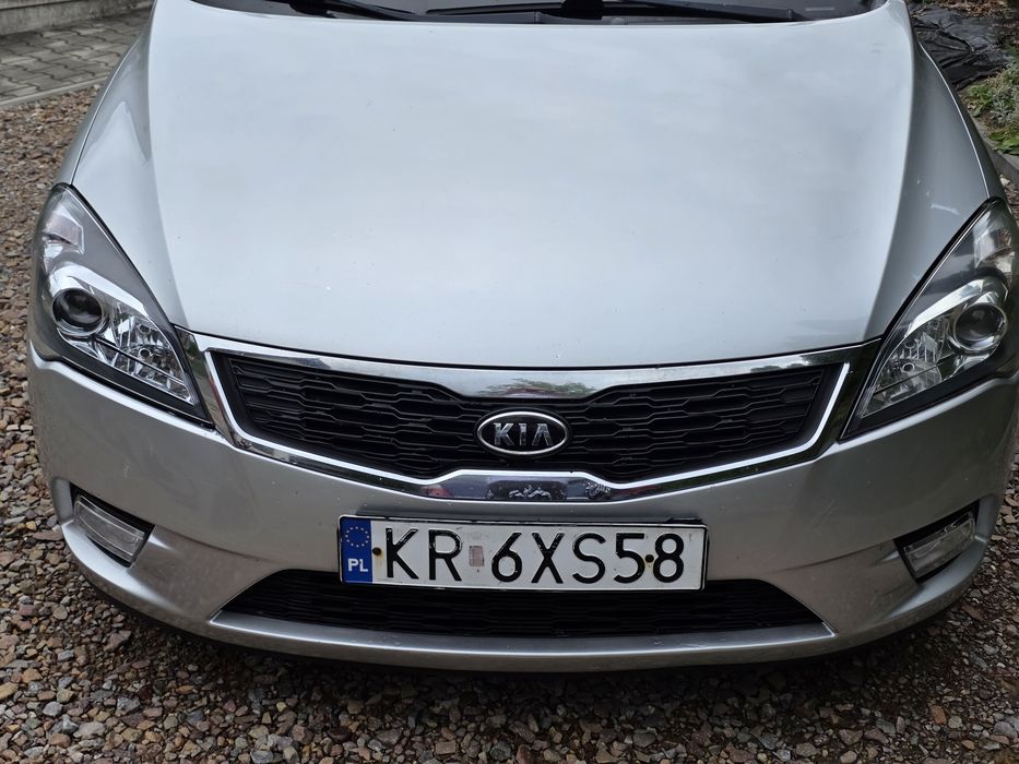 KIA ceed 2011 1.4 benzyna