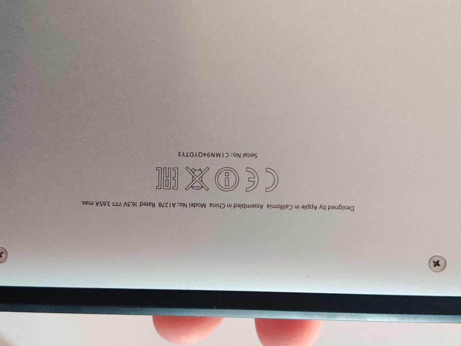 MacBook Pro 13" (Mid 2012) em Excelente Estado