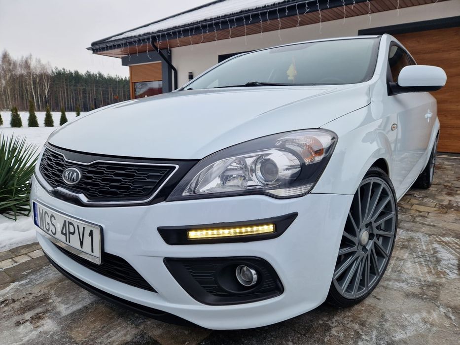 **Śliczna Kia ProCeed Lift **