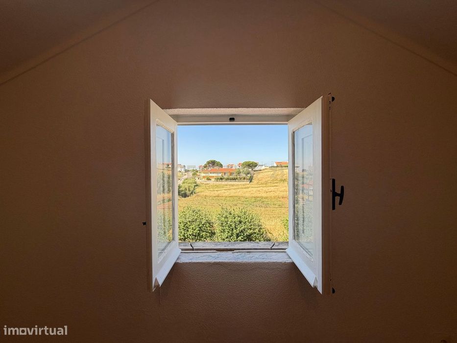 Apartamento T1 em Sesimbra (Castelo), Remodelado, com Terraço