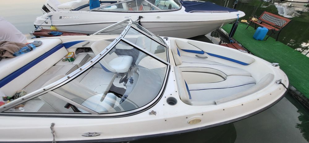 Motorówka Bayliner 185BR