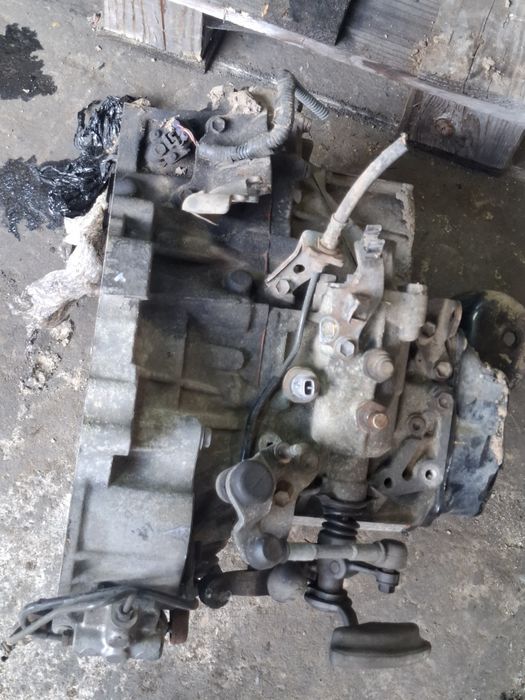 Коробка передач МКПП 5-ст Toyota Previa 2.0 D-4D / E350 E350-A5 Тойота Превія