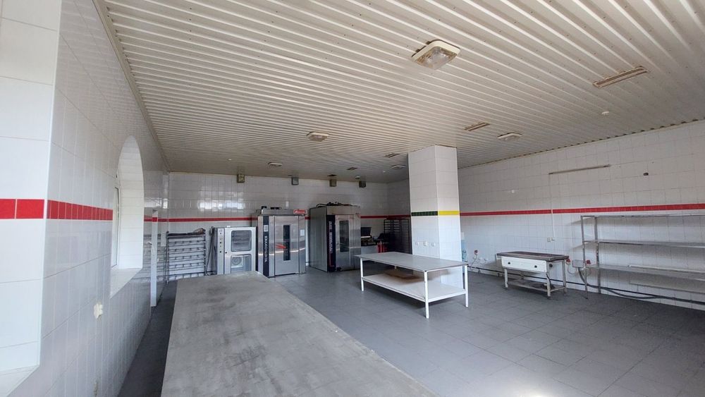 Продам виробничі потужності. с.Вендичани.