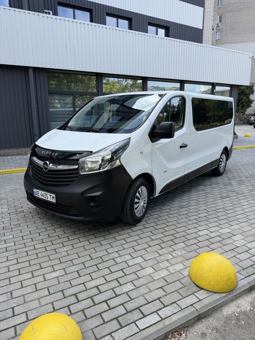 Продам Opel Vivaro 2015