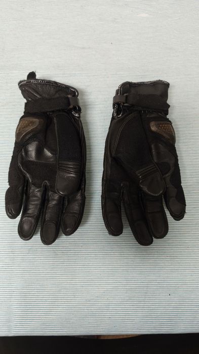 Luvas de mota em pele