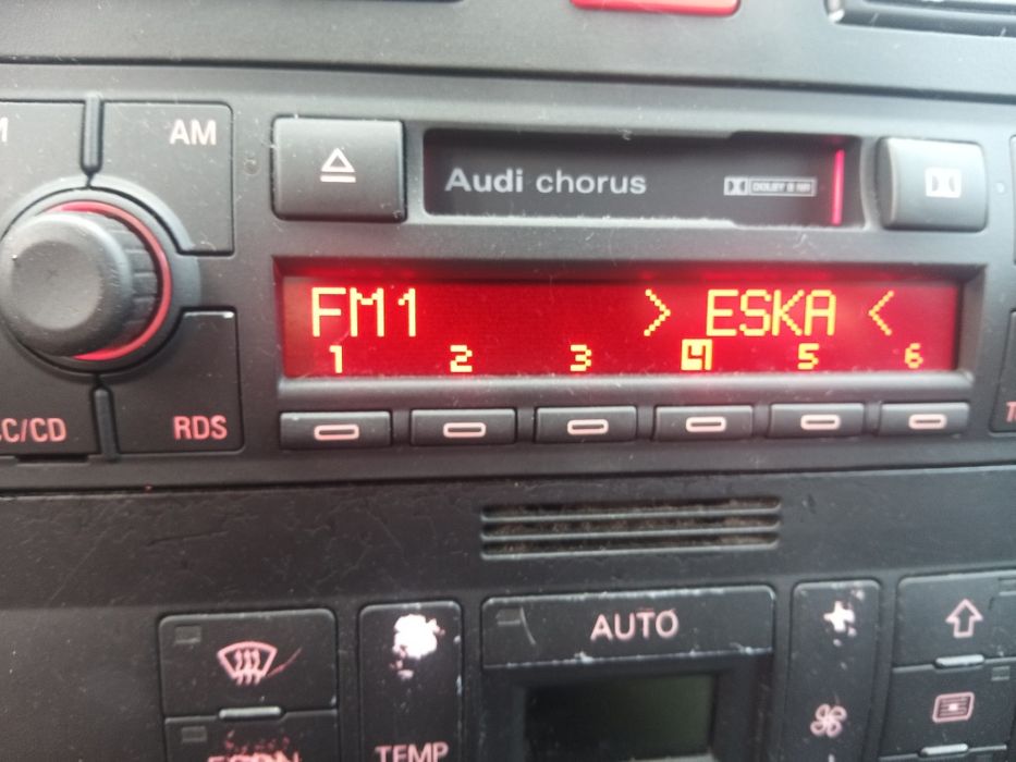 radio audi a3 8l lift badzo ładne chorus sprawne z kodem
