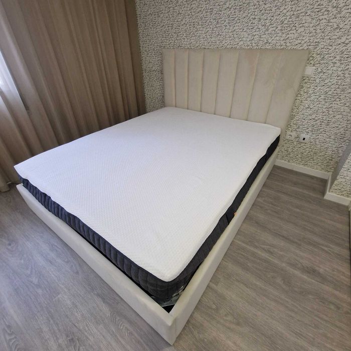 Camas De Casal Estofadas ALTA GAMA - MODELO GOMOS - Top de Gama 190x140m Estrado Incluído!!