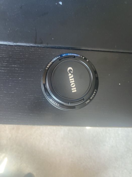 Câmara Canon EOS 550d