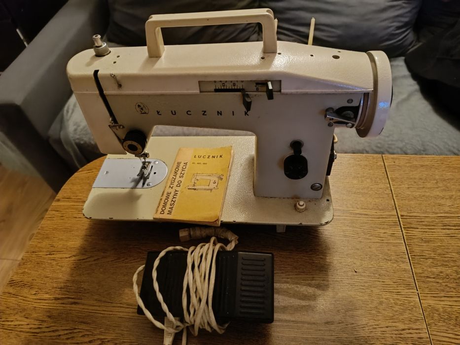 Maszyna do szycia Łucznik tur 2