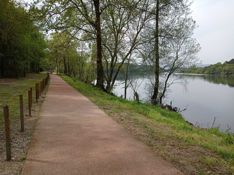 Terreno urbano para construção de moradia em V.N.Cerveira