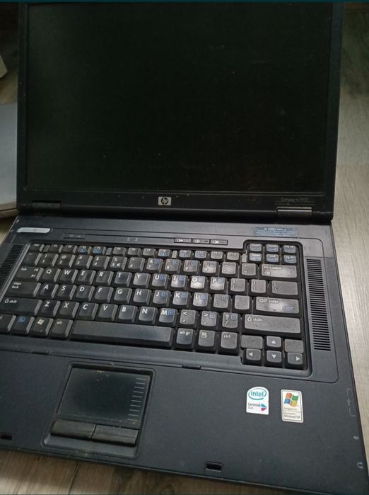 Dwa laptopy HP, Sony