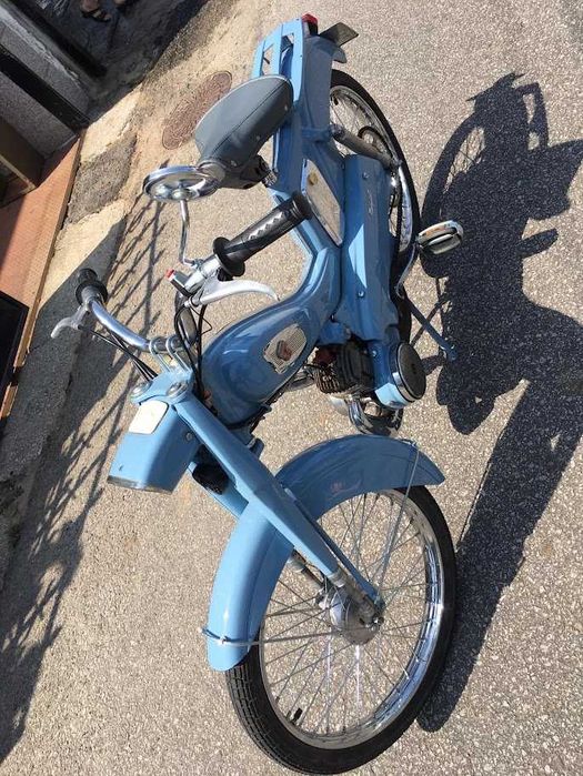 Moto Vintage "Mobylette" 1978 de Coleção