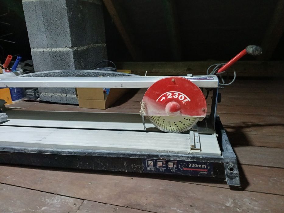 Przecinarka do płytek dedra