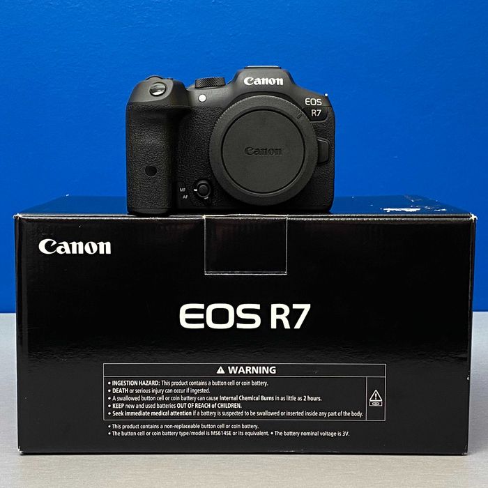 Canon EOS R7 (Corpo) - 32.5MP