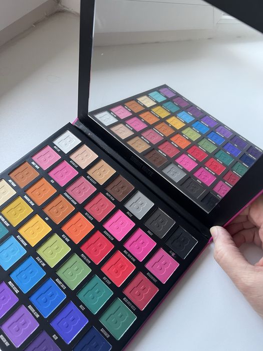 Палета теней By BeautyBay 42 шт