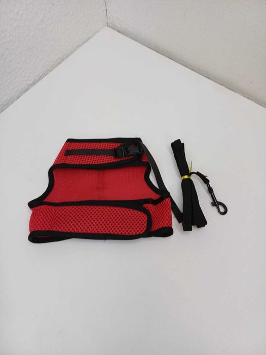 Peitoral com trela para coelho