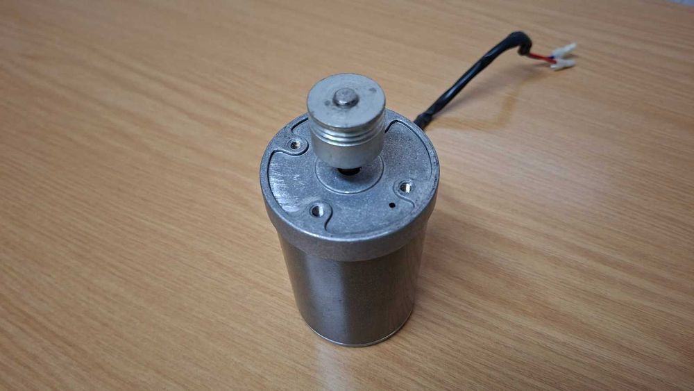 Motor Elétrico 2.5A 35w 1700r/min