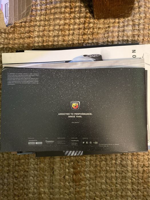 Catálogo Fiat 124 spider abarth