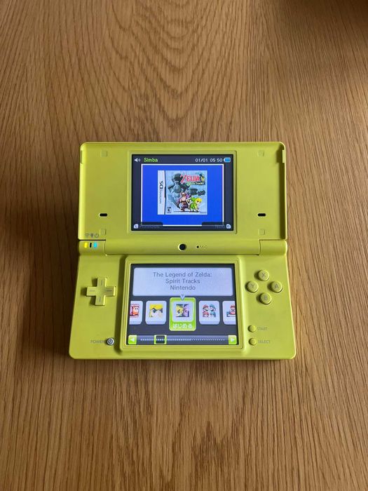 Nintendo DSi Verde Lima com 80+ Jogos