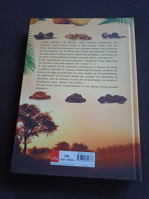 Livro comeres de África de Maria Augusta Carvalho