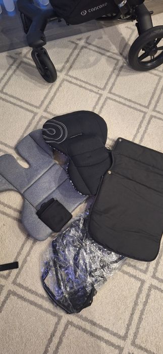 Carrinho de bebé trio comcord neo