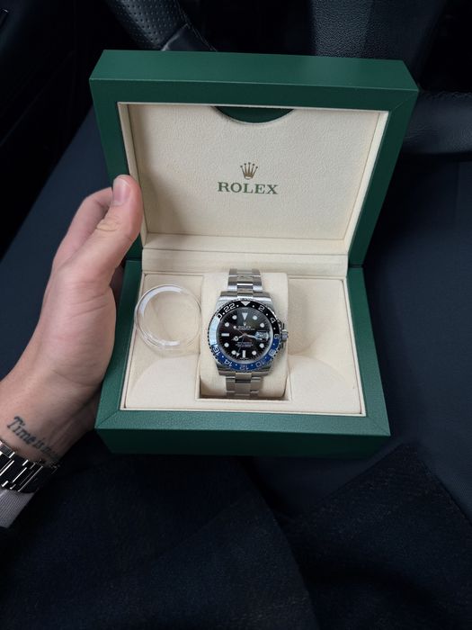 Rolex GMT-Master II “Batman” – 116710BLNR