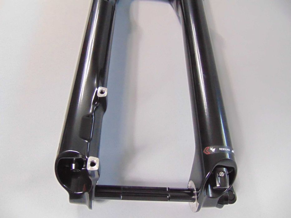 Amortyzator Rock Shox 29 Revelation 150mm boost