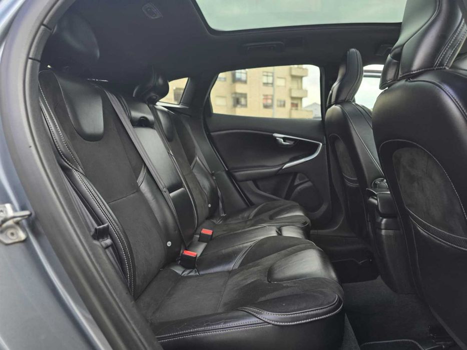 VOLVO V40 D2 R-DESIGN 1.6 115CV FULL EXTRAS "AUTOMÁTICO"