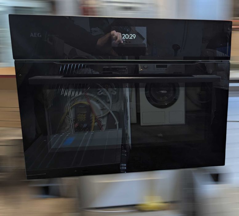 Piekarnik z mikrofalą AEG CP7400B – NOWY/45cm