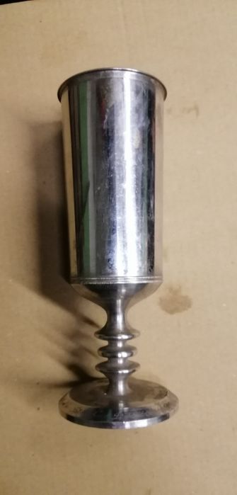 Бокал с нержавеющей стали