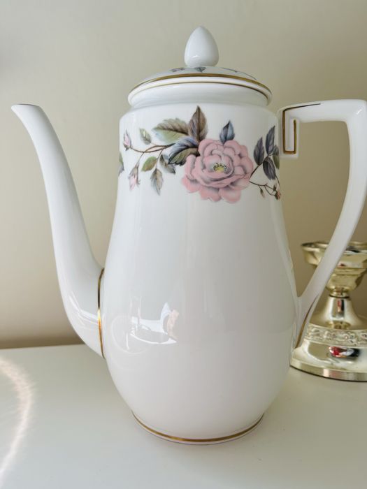 Вінтаж. Колекція. Порцеляновий посуд Royal Worcester та Royal Doulton
